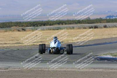 media/Oct-15-2023-CalClub SCCA (Sun) [[64237f672e]]/Group 5/Qualifying/